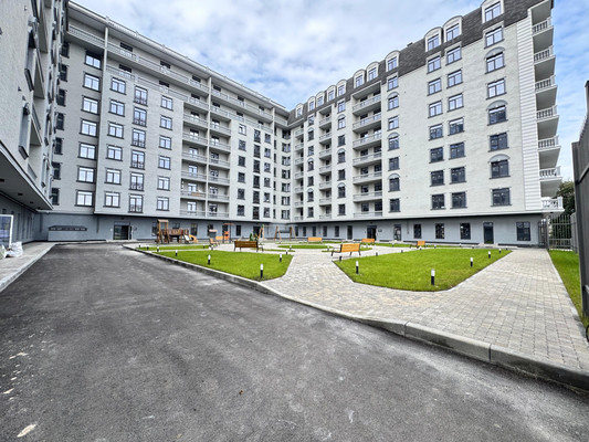 Купить 4-комнатную квартиру