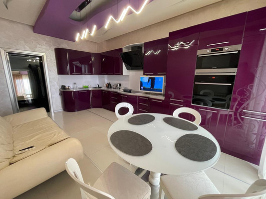 Купить 3-комнатную квартиру