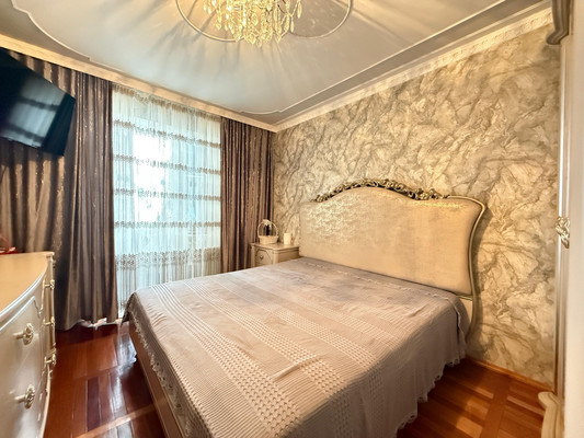 Купить 3-комнатную квартиру