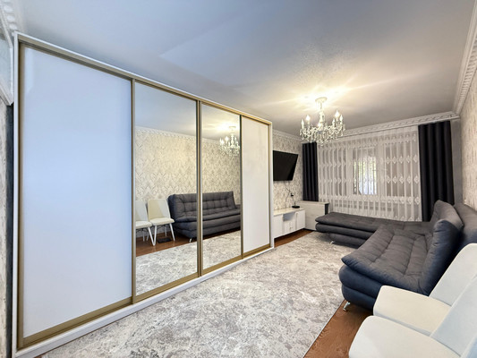 Купить 3-комнатную квартиру